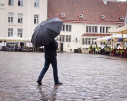ILMATEADE | Ees ootavad jahedad ja vihmased päevad