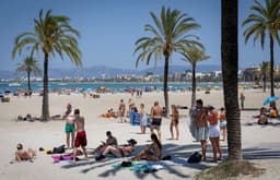 Politsei hoiatab: Hispaania populaarsel saarel müüakse turistidele ohtlikke jooke